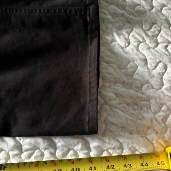 Liz Claiborne Women 20W Classic Bootcut Black denim jean - Picture 6 of 6